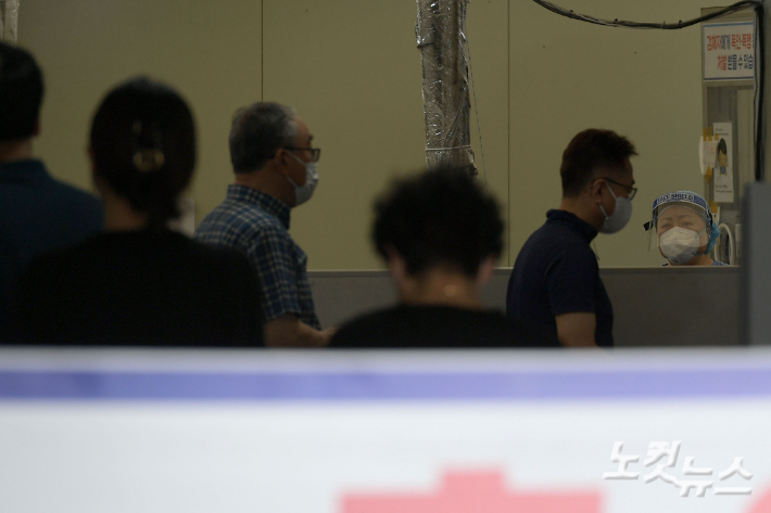 31일 0시 기준 부산에서 3,836명의 코로나19 신규 확진자가 발생했다. 박종민 기자