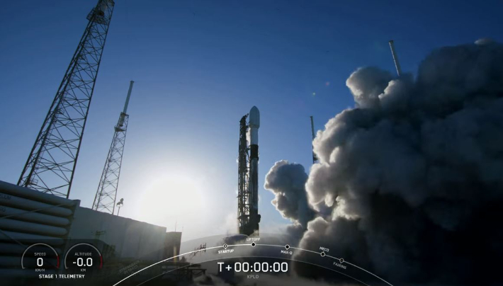 미국 플로리다주 케이프커내버럴 우주군 기지에서 발사된 다누리호. SpaceX 유튜브 실시간 중계화면 캡처