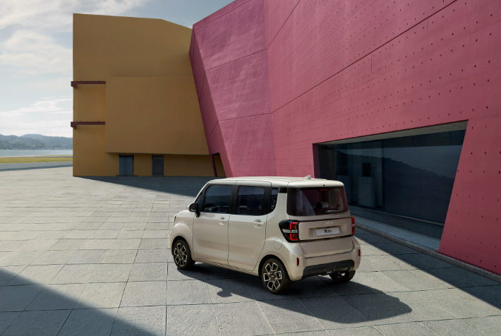 10일 공개된 '더 뉴 기아 레이' 디자인. 기아 제공