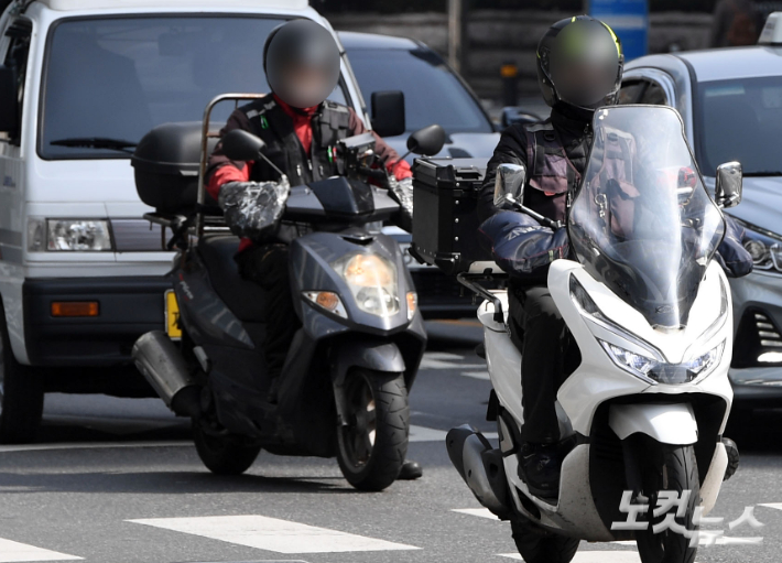 부산 서면교차로서 오는 18일 이륜차 집중단속이 펼쳐진다. 황진환 기자