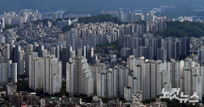 부산시는 30일 국토교통부에 '부동산 조정대상지역' 전체 해제를 요청했다고 밝혔다.  황진환 기자