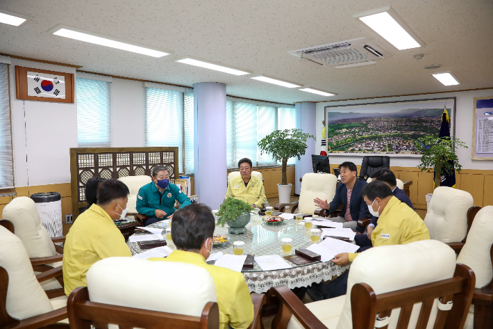 경주시의회는 긴급 의장단 간담회를 갖고 '행정사무감사 취소의 건'을 상정하기로 했다. 경주시의회 제공