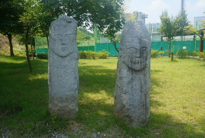 갈운리 석장승 전경. 세종시 제공
