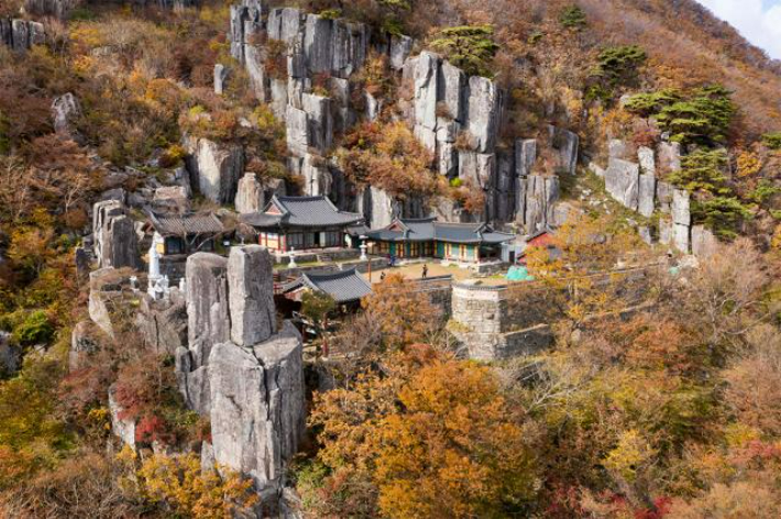 무등산 주상절리대. 무등산 유네스코 세계지질공원 제공