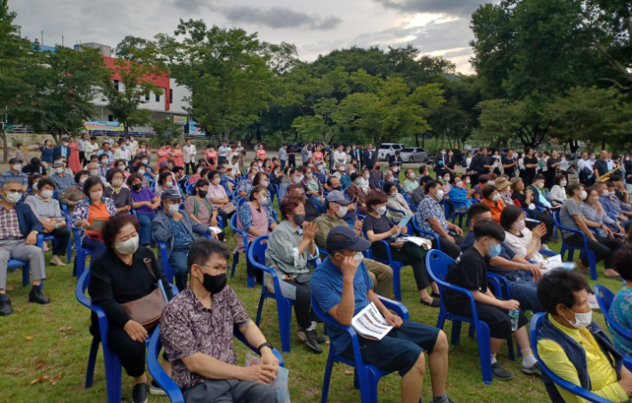 이번 음악회는 지역 교회가 교파를 초월해 마을주민을 위한 문화행사를 마련했다는 점에서 의미를 가졌다. 포항CBS