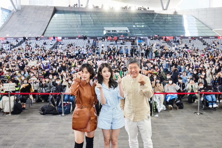 제27회 부산국제영화제 오픈토크에 참석한 영화 '브로커' 이주영, 이지은, 고레에다 히로카즈 감독. 부산국제영화제 제공