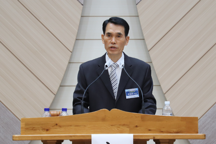고신 경북동부노회는 박영수 목사(사진)를 신임노회장으로 추대했다. 포항CBS