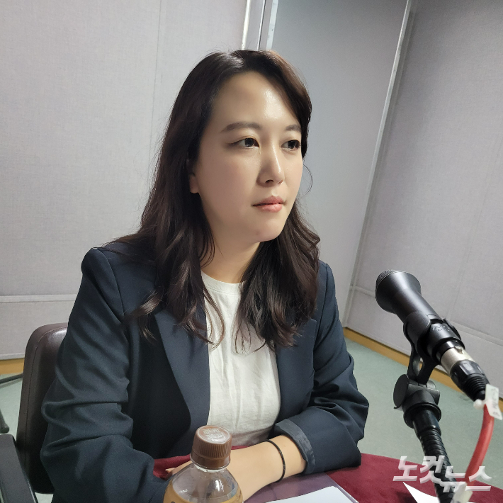 조아라 교사. 이은영 PD