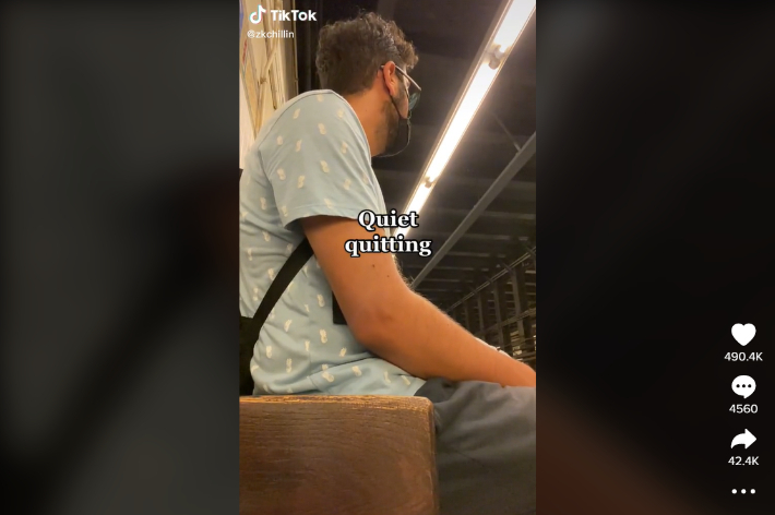 핫한 반응을 이끌어낸 챌린지 영상. 자이드 펠린 틱톡 캡처