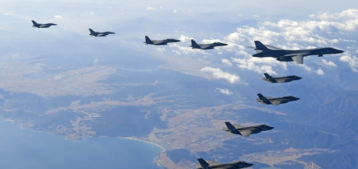 한국공군 F-16 2대, F-15K 2대, 미국 B-1B 1대, F-35A 2대, F-35B 2대. 연합뉴스