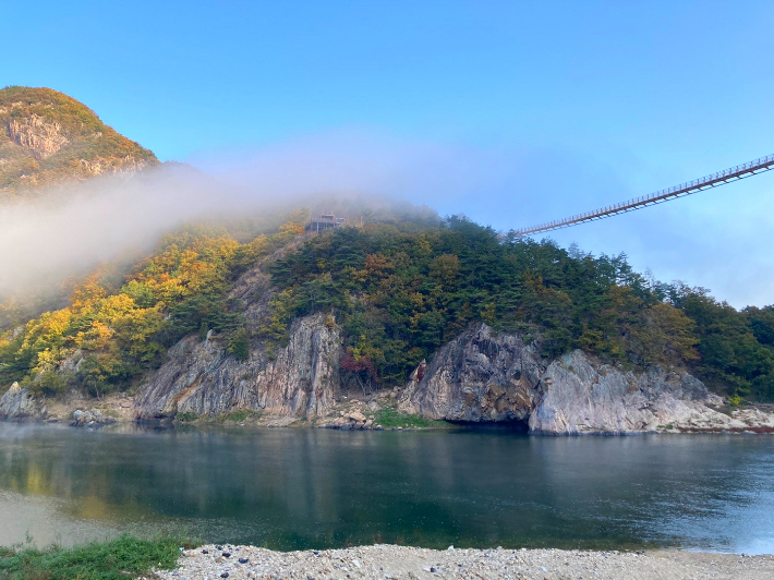 충남 금산군 월영산 출렁다리. 금산군 제공