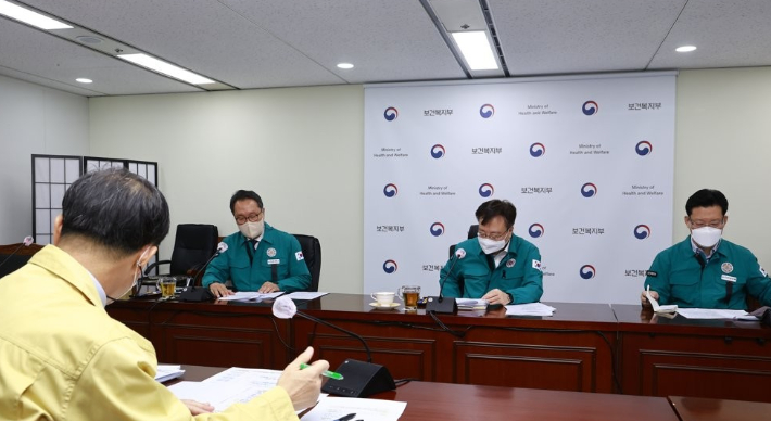 보건복지부 이태원사고수습본부 회의 진행하는 조규홍 본부장. 보건복지부 제공