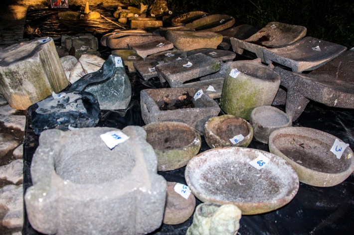 과테말라 경찰이 압수한 마야 시대 유물. 연합뉴스