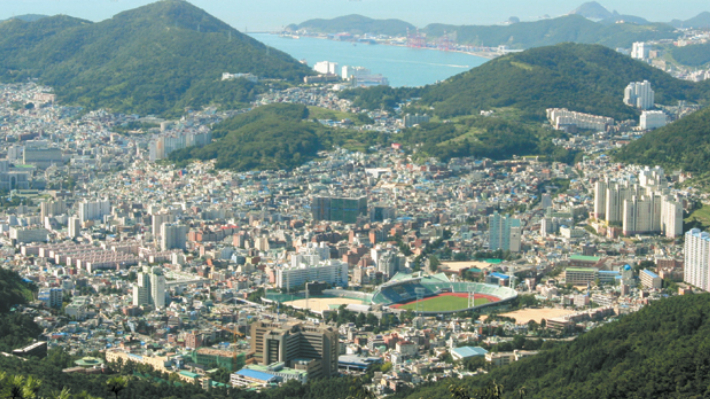 부산 원도심 일대 전경. 부산 서구청 제공