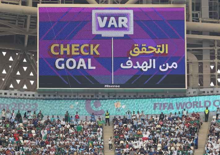 VAR로 아르헨티나의 골이 취소되는 장면. 연합뉴스