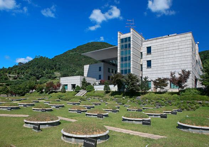 용미리2묘지. 서울시 제공