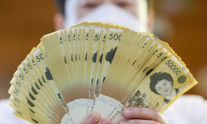 한국 부자들, 투자 선호는…단기 '예적금', 장기 '부동산'