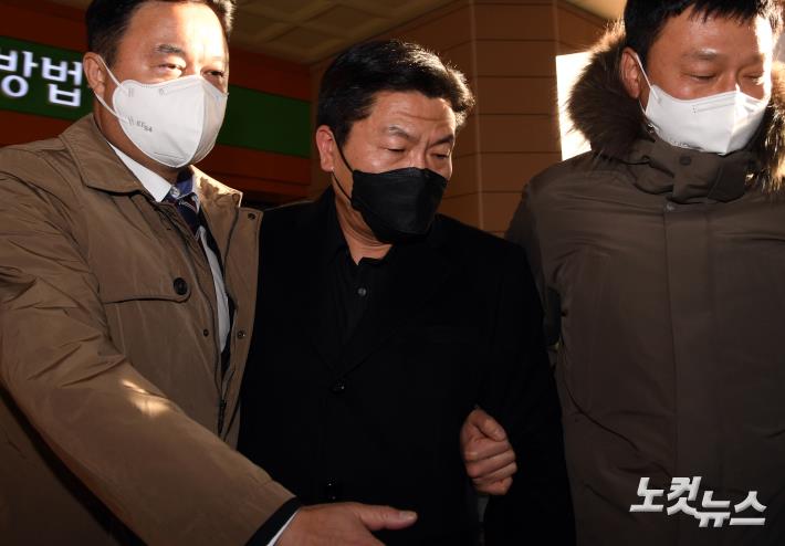 영장심사 마친 이임재 前용산경찰서장