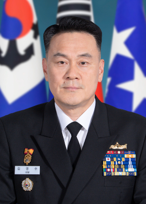 제31대 해군작전사령관 김명수 중장 취임