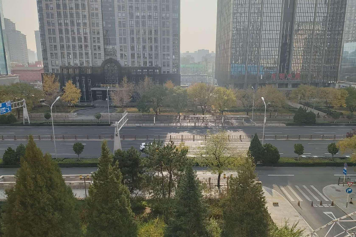 지난달 23일 한산한 베이징 중심가 도로. 연합뉴스