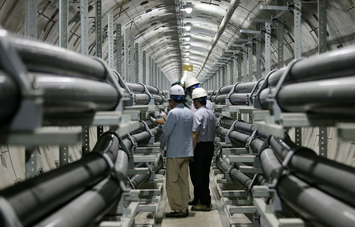 지하 80ｍ 깊이 대심도에 설치된 성남시 분당 지하전력구(34만 5천 볼트) 모습. 연합뉴스