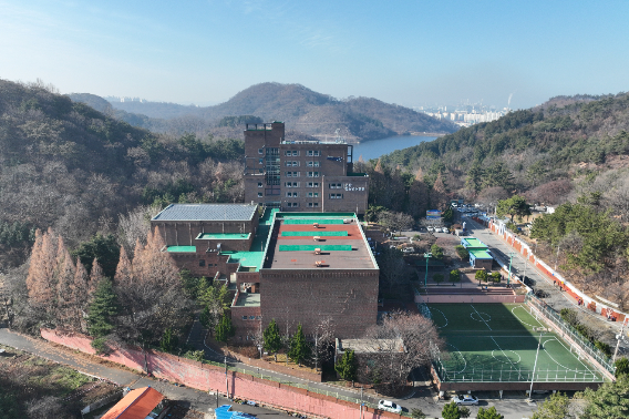 군산 청소년수련관 전경. 군산시 제공  