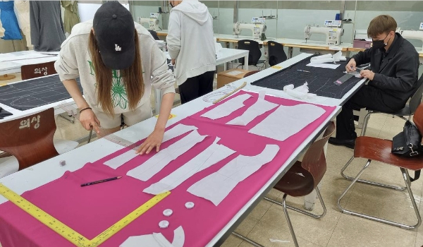 호남대 패션디자인학과 패턴 제작 실습(사진제공=호남대)