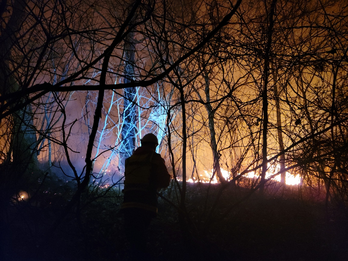 27일 오전 0시 28분쯤 강원 양양군 양양읍 화일리 한 야산에서 불이 나 1시간 30여 분만에 진화됐다. 강원도산불방지대책본부 제공