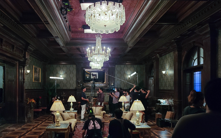 넷플릭스 시리즈 수리남 전주 세트 촬영. 전주영화종합촬영소 제공