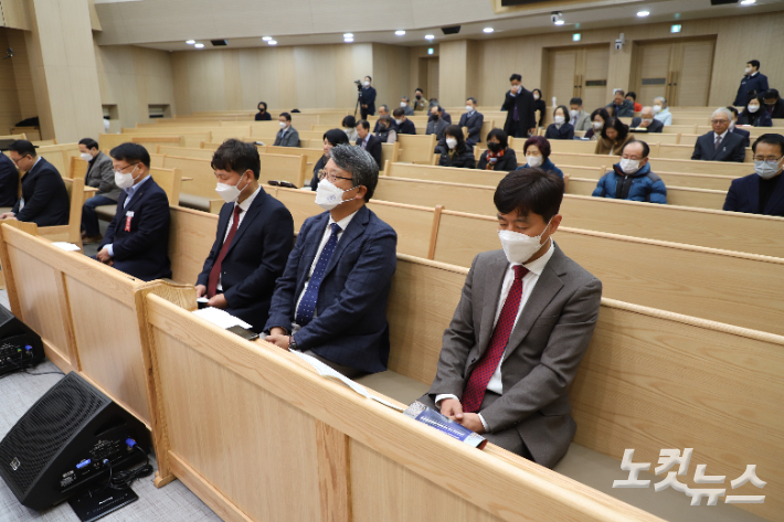 교례회에는 기관단체장과 영덕, 울진지역 교계인사 등 100여 명이 참석했다. 유상원 아나운서 