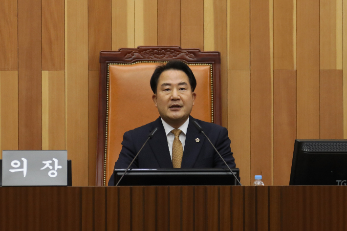세종시의회 상병헌 의장. 세종시의회 제공