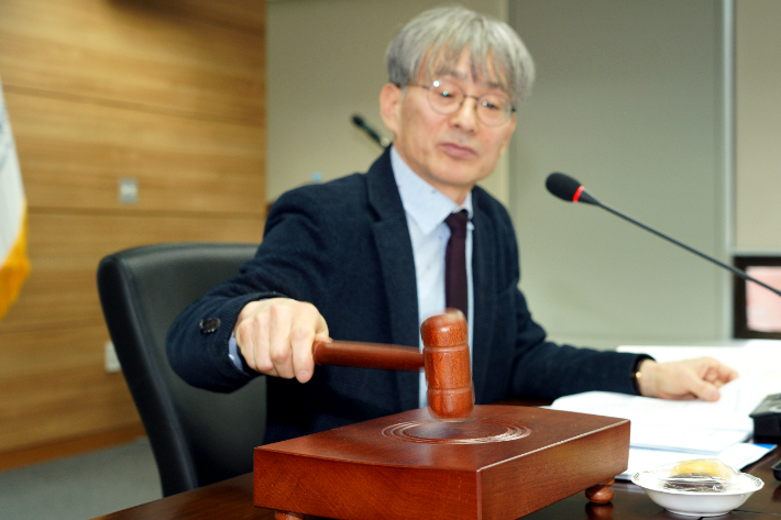 14일 2기 진실화해위원회(김광동 위원장)가 제52차 전체위원회를 열고 고 신경식 소취하 강요사건 등에 대한 진실 규명을 의결했다. 진실화해위원회 제공