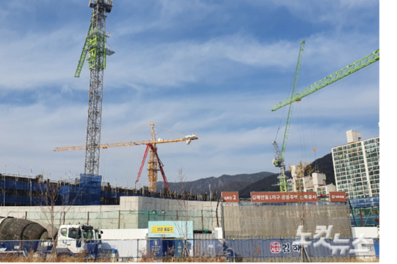 지난해 김해안동1지구 공사 현장. 이형탁 기자