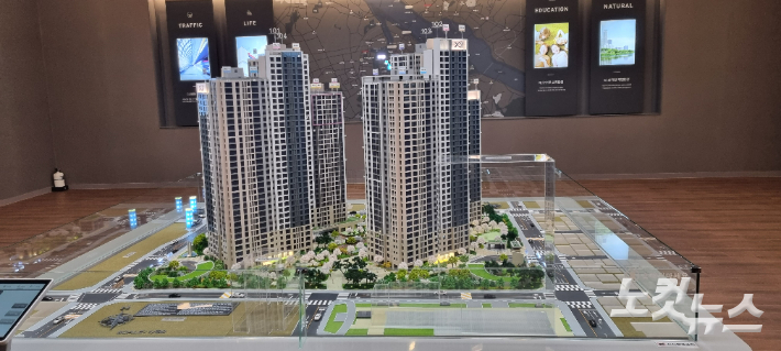 영등포자이 디그니티 모형도. 김수영 기자