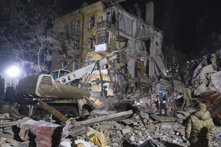 러시아의 로켓 공격에 파괴된 우크라이나의 아파트 건물. 연합뉴스