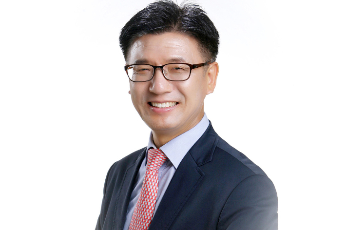 전북대학교 법학전문대학원 김동근 교수. 전북대 제공