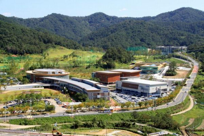 광주시 빛고을노인건강타운 전경. 광주시 복지연구원 제공