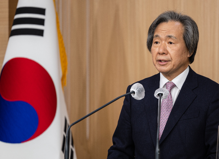 정기석 코로나19 특별대응단장 겸 국가 감염병 위기 대응자문위 위원장. 연합뉴스