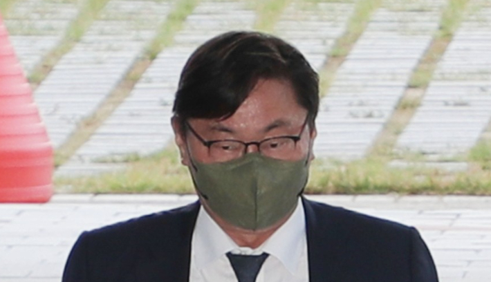 쌍방울 그룹으로부터 억대의 금품을 수수한 혐의를 받는 이화영 전 경기도 평화부지사. 연합뉴스