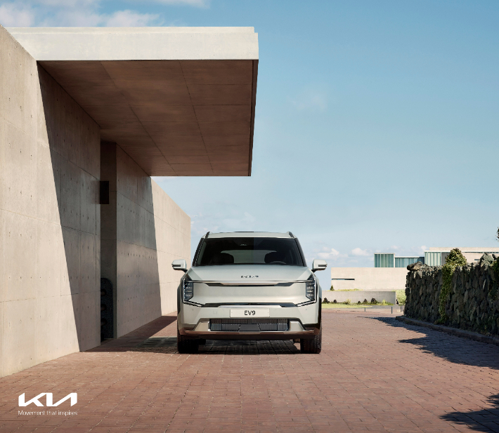 기아가 'The Kia EV9' 디자인을 15일 공개했다. 기아 제공