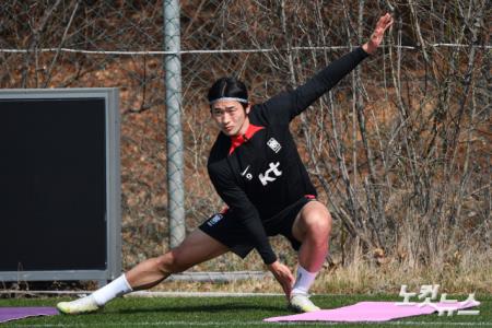 오전 훈련하는 조규성