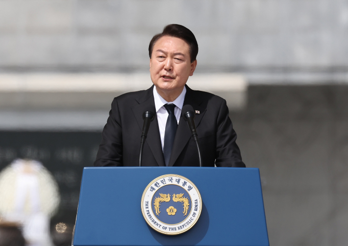 윤석열 대통령이 제8회 서해수호의 날 기념식에서 기념사를 하고 있다. 연합뉴스