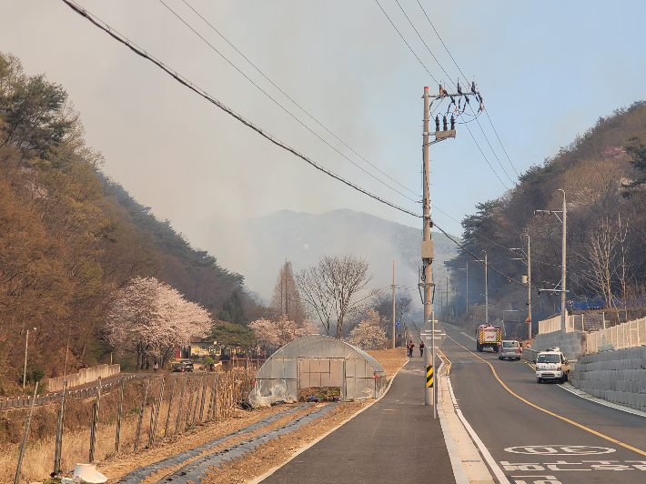 대전 서구 산직동 산불 현장. 대전소방본부 제공