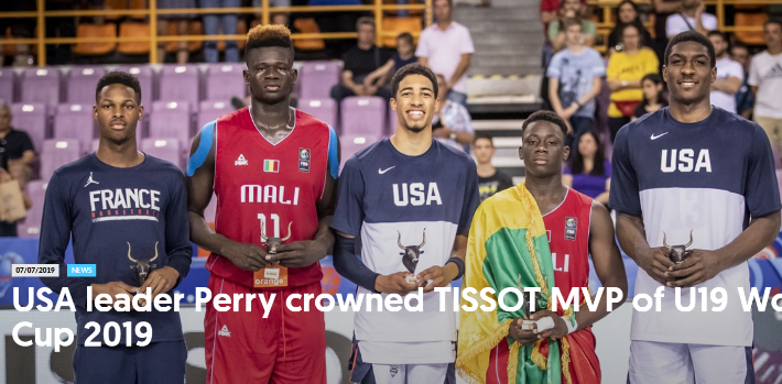 2019년 FIBA U-19 농구월드컵 베스트5에 선정된 조엘 아야이(프랑스) 오마르 바이오(말리) 타이리스 할리버튼(미국) 시리만 카누티(말리) 레지 페리(미국). FIBA 홈페이지 캡처