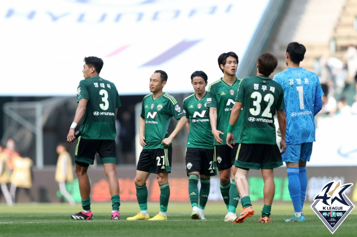 시즌 초반 부진에 빠진 전북 현대. 한국프로축구연맹