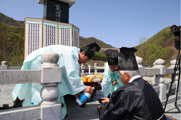 산청군청 제공