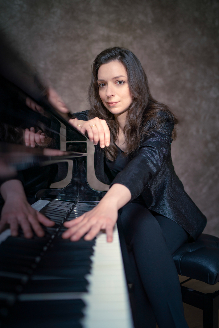 피아니스트 율리아나 아브제예바 (c)Sammy Hart