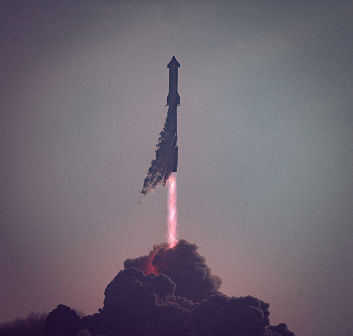 스타십 로켓이 날아오르는 모습. 일론머스크 트위터 캡처