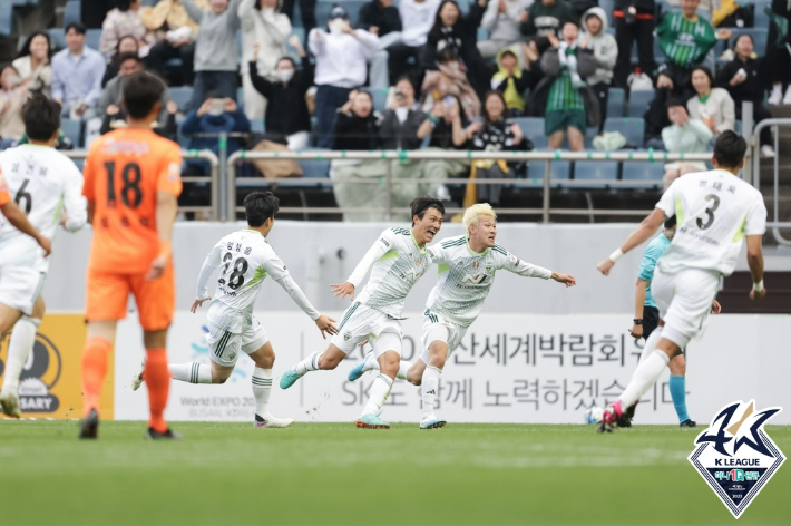 제주 유나이티드와 경기에서 승리한 전북 현대. 한국프로축구연맹