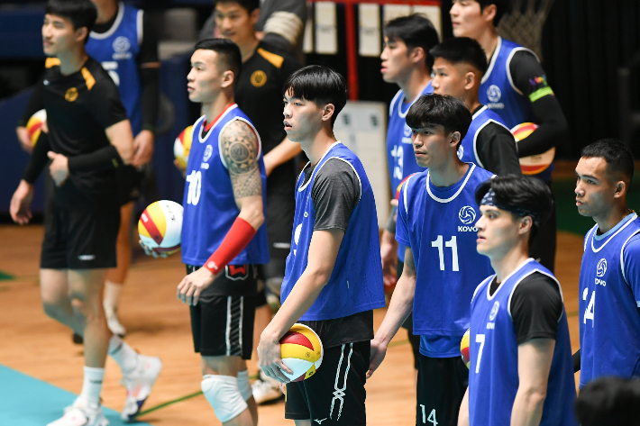 2023 KOVO 남자부 아시아 쿼터 트라이아웃에 참가한 선수들. 한국배구연맹